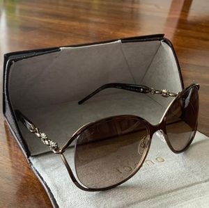 Gucci sunshades